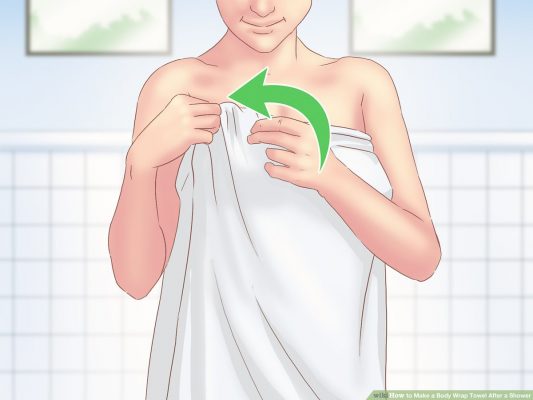 Cách quấn khăn tắm quanh cơ thể cho nữ